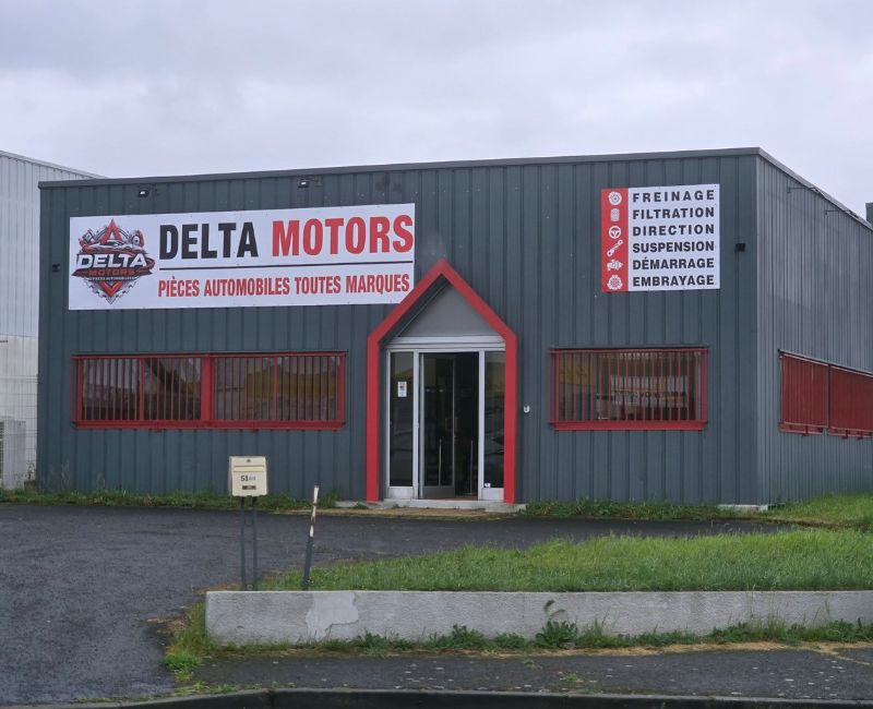 Vue extérieure du magasin Delta Motors à Cournon-d'Auvergne